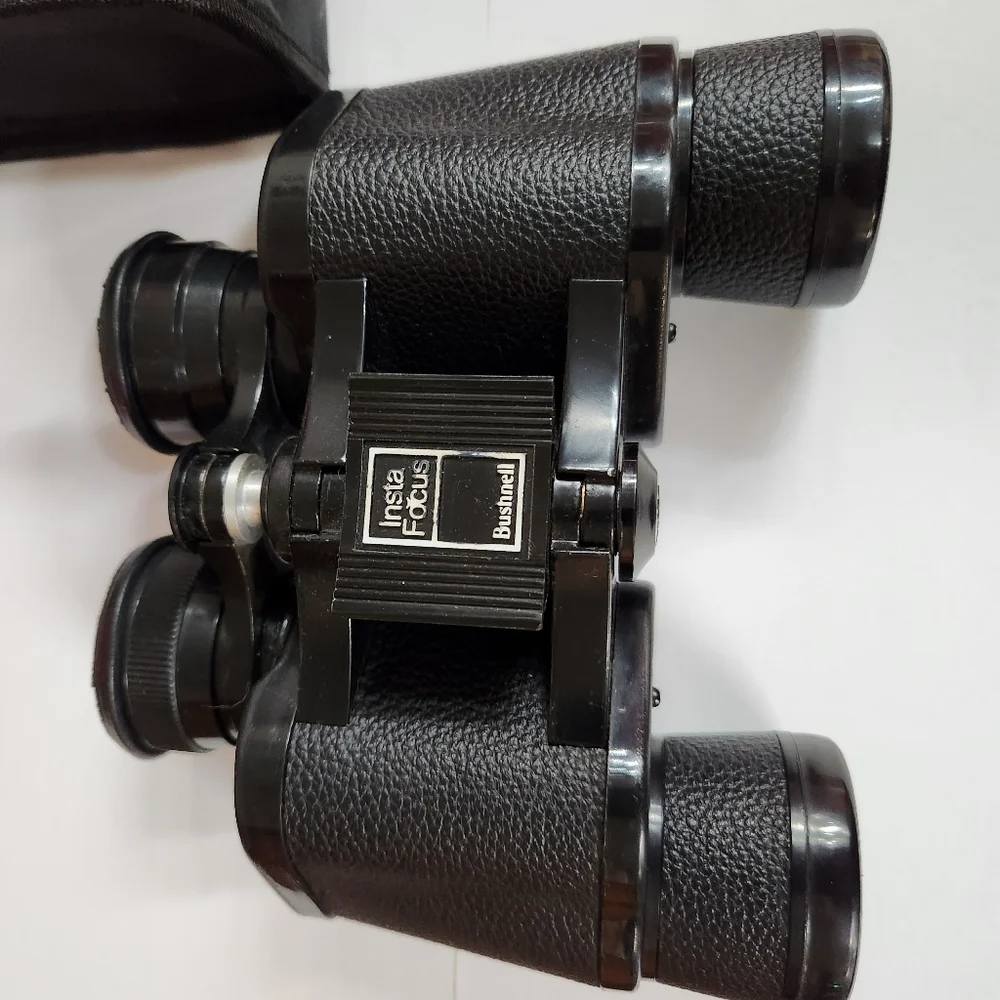 Binoculars, bushnell,instafocus - Picture 4 of 6